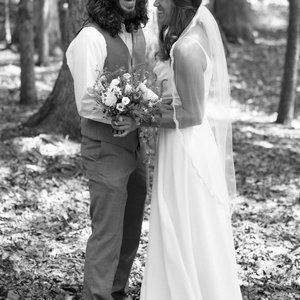 David's Bridal Wedding Dress size 4 in Great Condition.